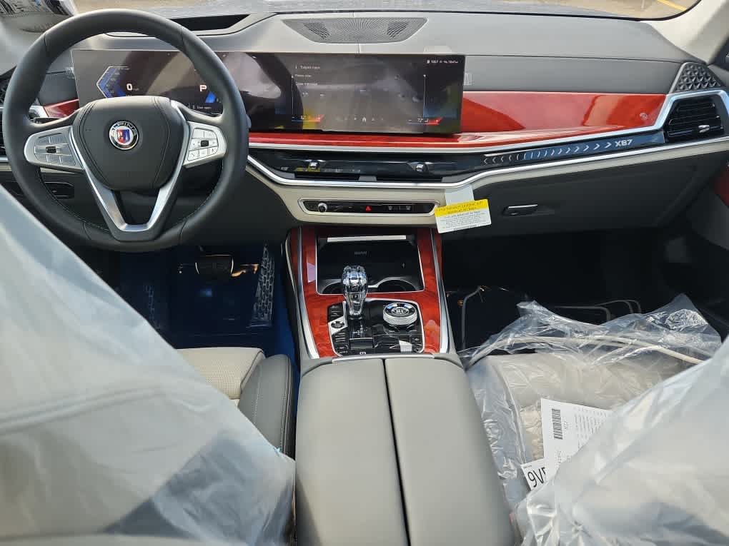 new 2024 BMW ALPINA XB7 car, priced at $153,295