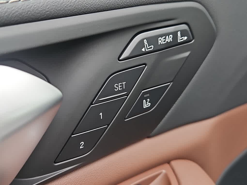 new 2026 BMW X7 car, priced at $95,165