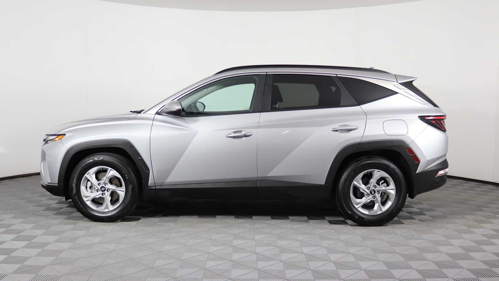 used 2022 Hyundai Tucson car, priced at $22,798