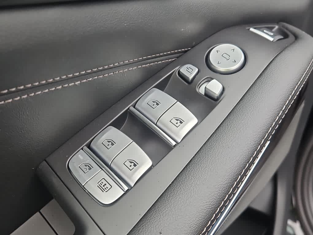 new 2026 BMW X7 car, priced at $92,575