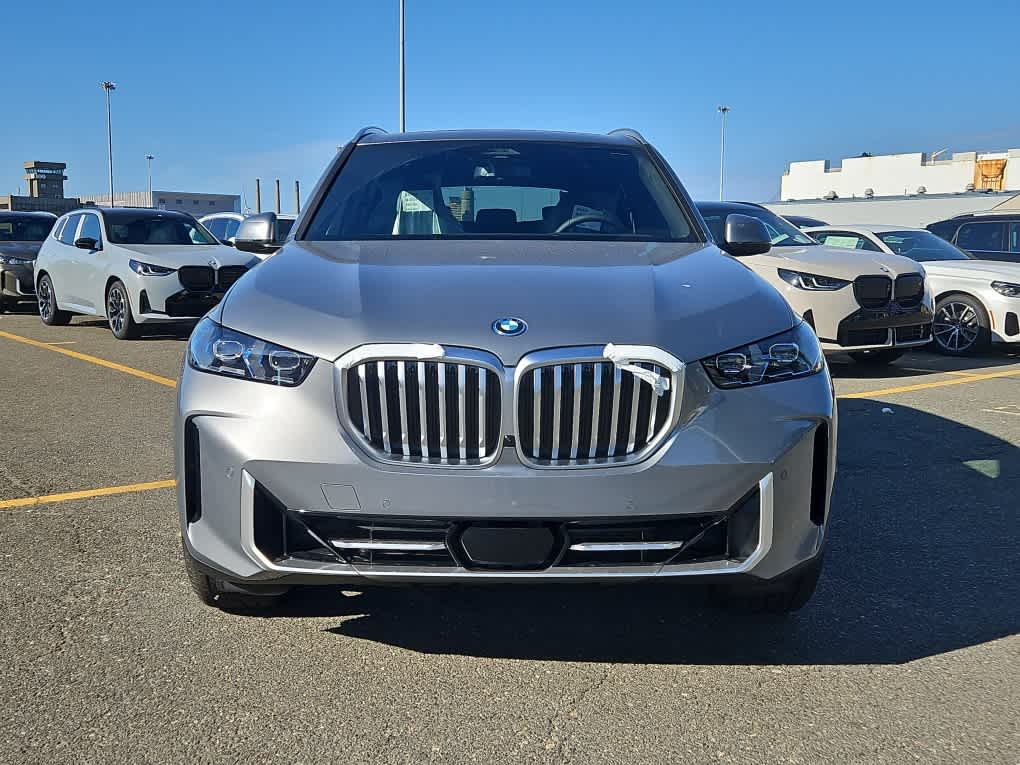 new 2025 BMW X5 PHEV car, priced at $78,425