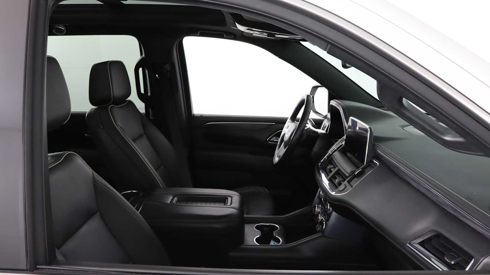 used 2022 GMC Yukon XL car, priced at $51,898