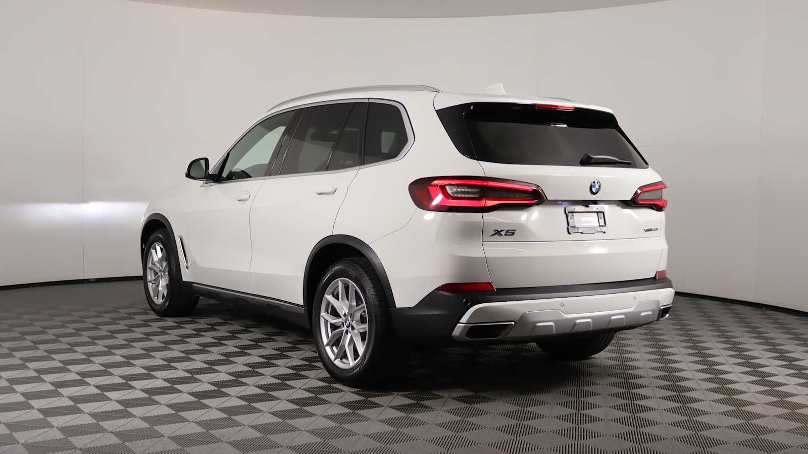 used 2021 BMW X5 car, priced at $48,898