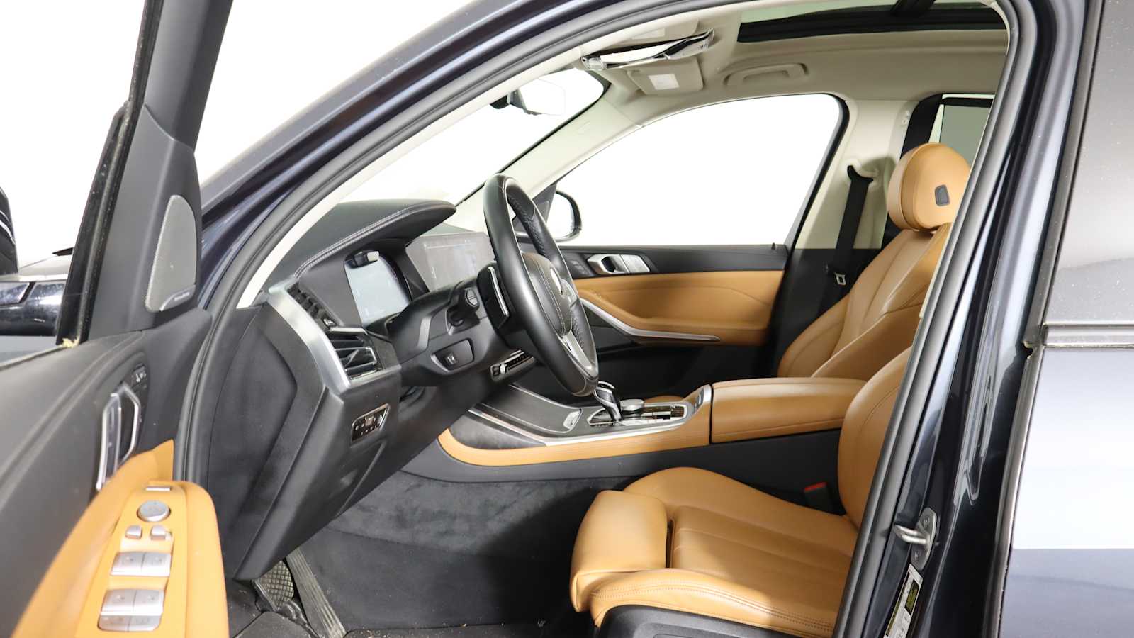 used 2022 BMW X7 car, priced at $51,698