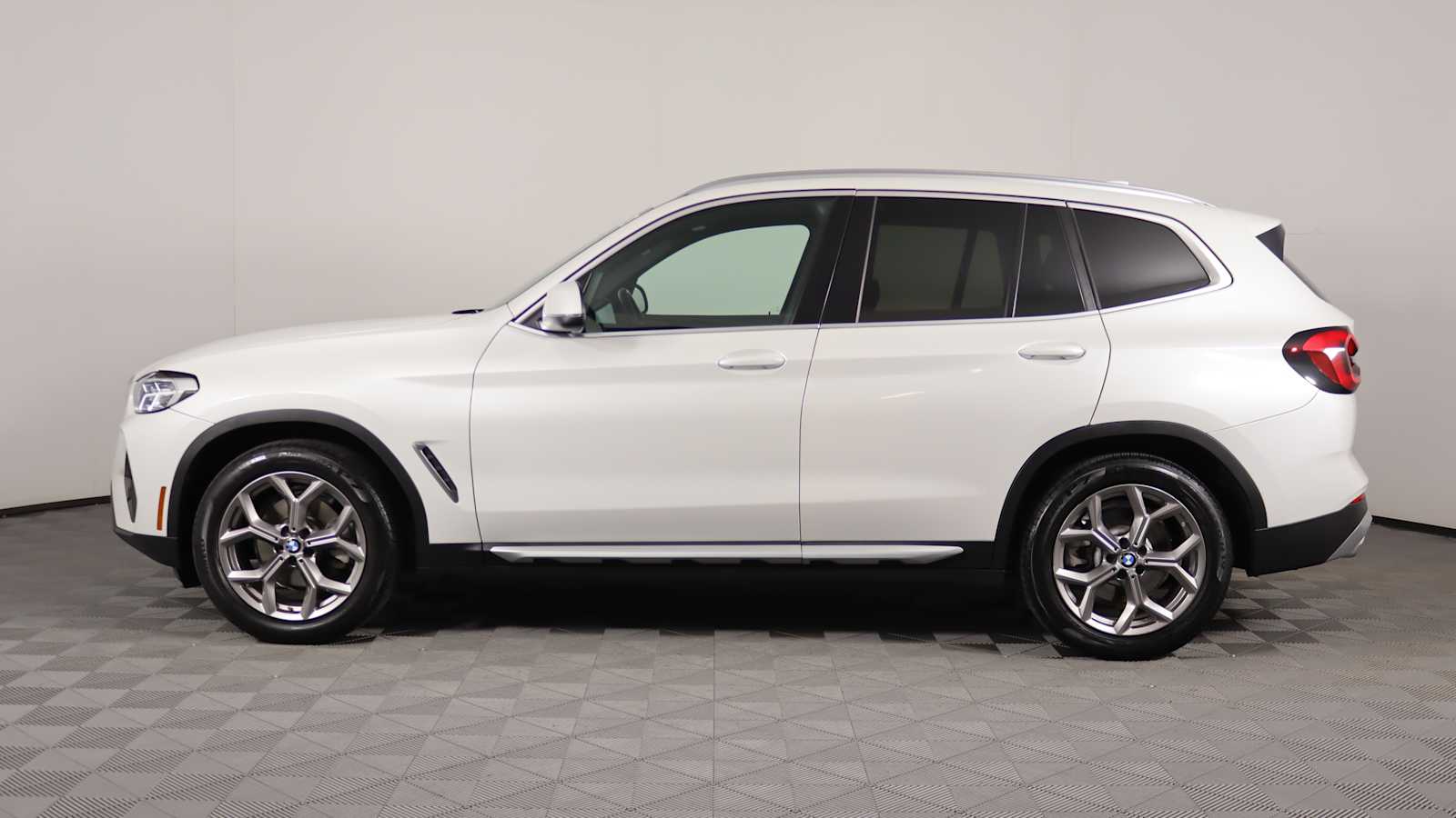 used 2022 BMW X3 car, priced at $31,898