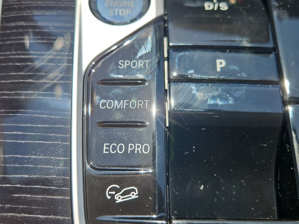 new 2026 BMW X7 car, priced at $122,655