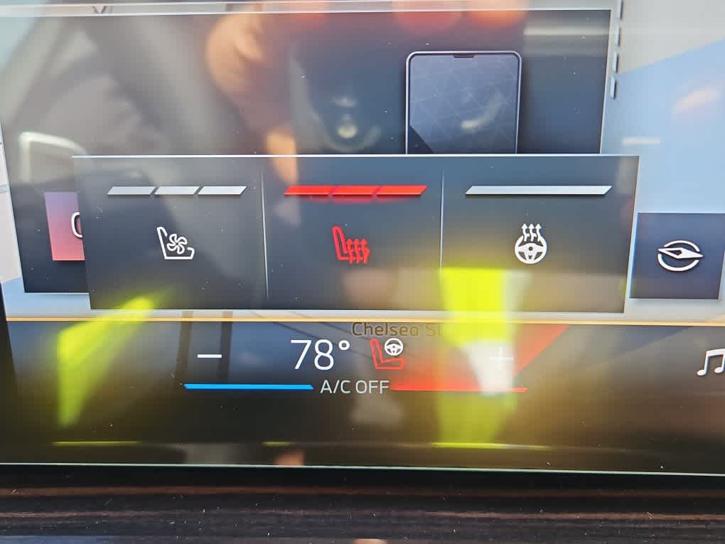 new 2025 BMW X7 car, priced at $88,625