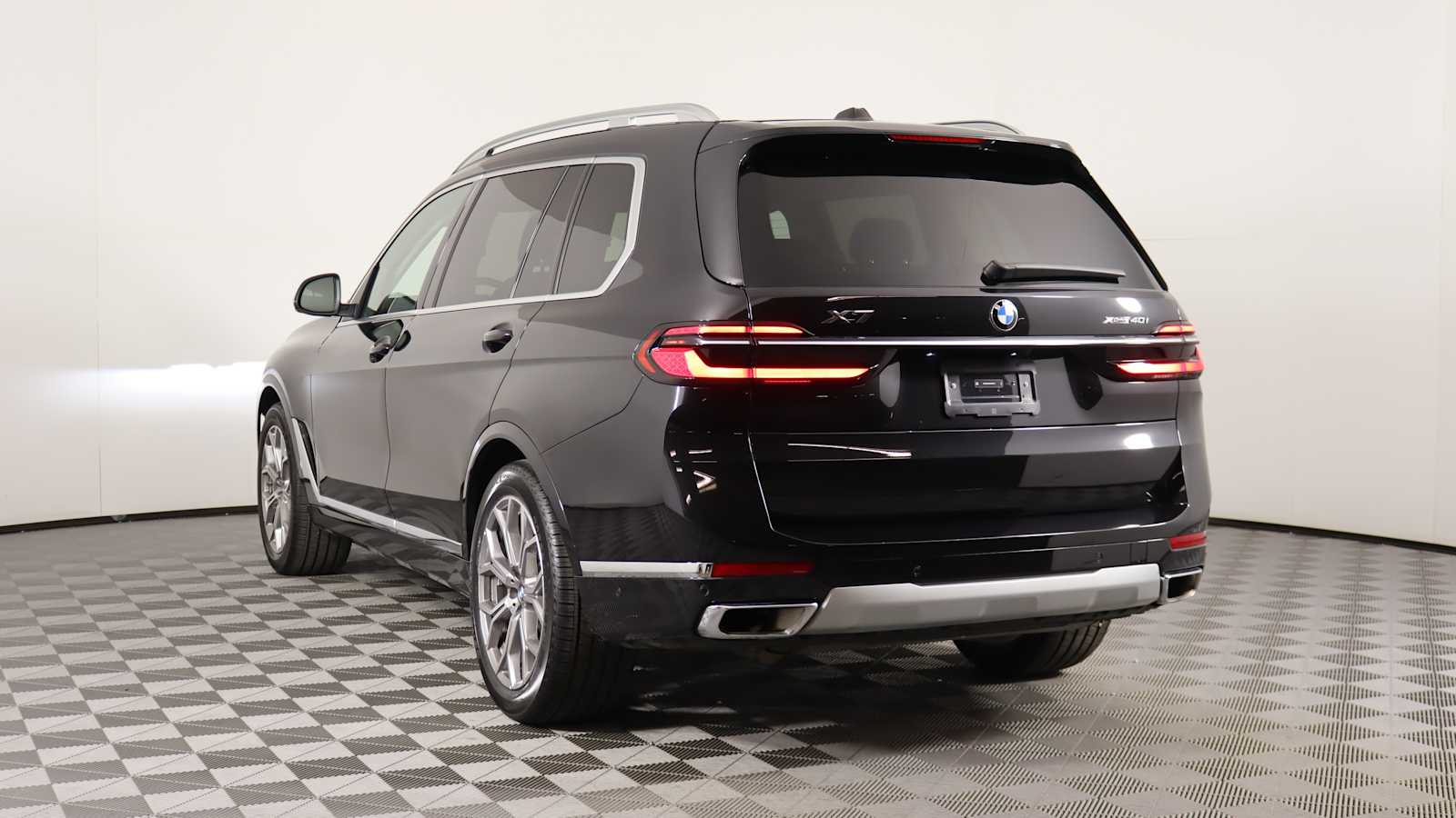 used 2025 BMW X7 car, priced at $82,798