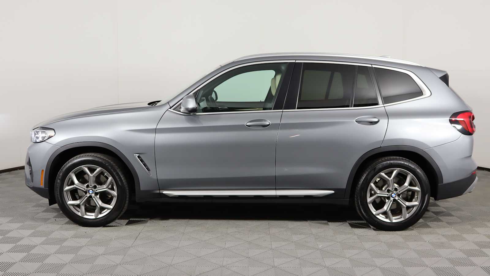used 2023 BMW X3 car, priced at $32,598