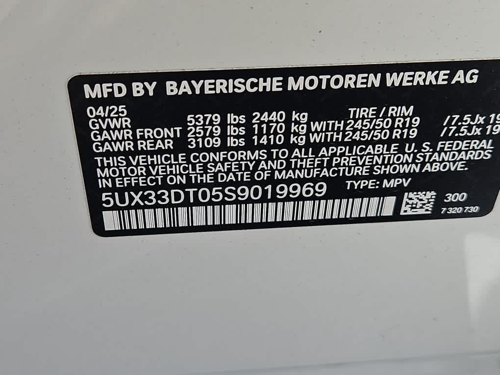 new 2025 BMW X4 car, priced at $64,675