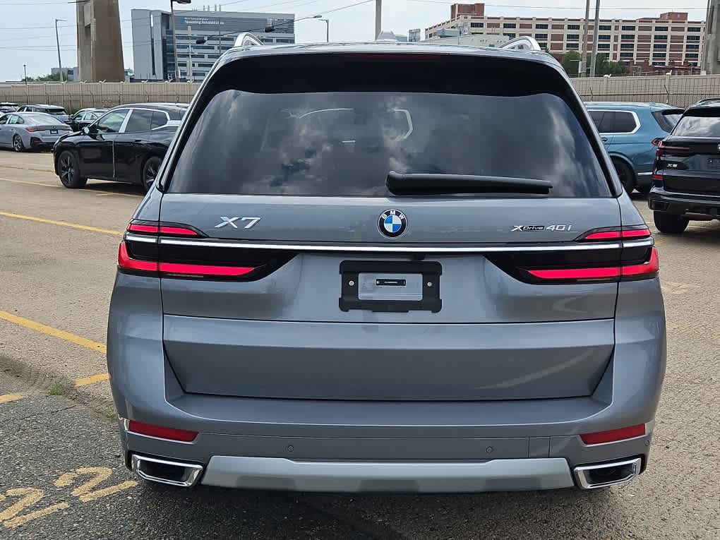 new 2025 BMW X7 car, priced at $91,525