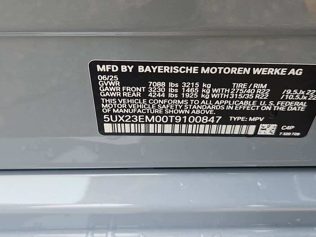 new 2026 BMW X7 car, priced at $99,575