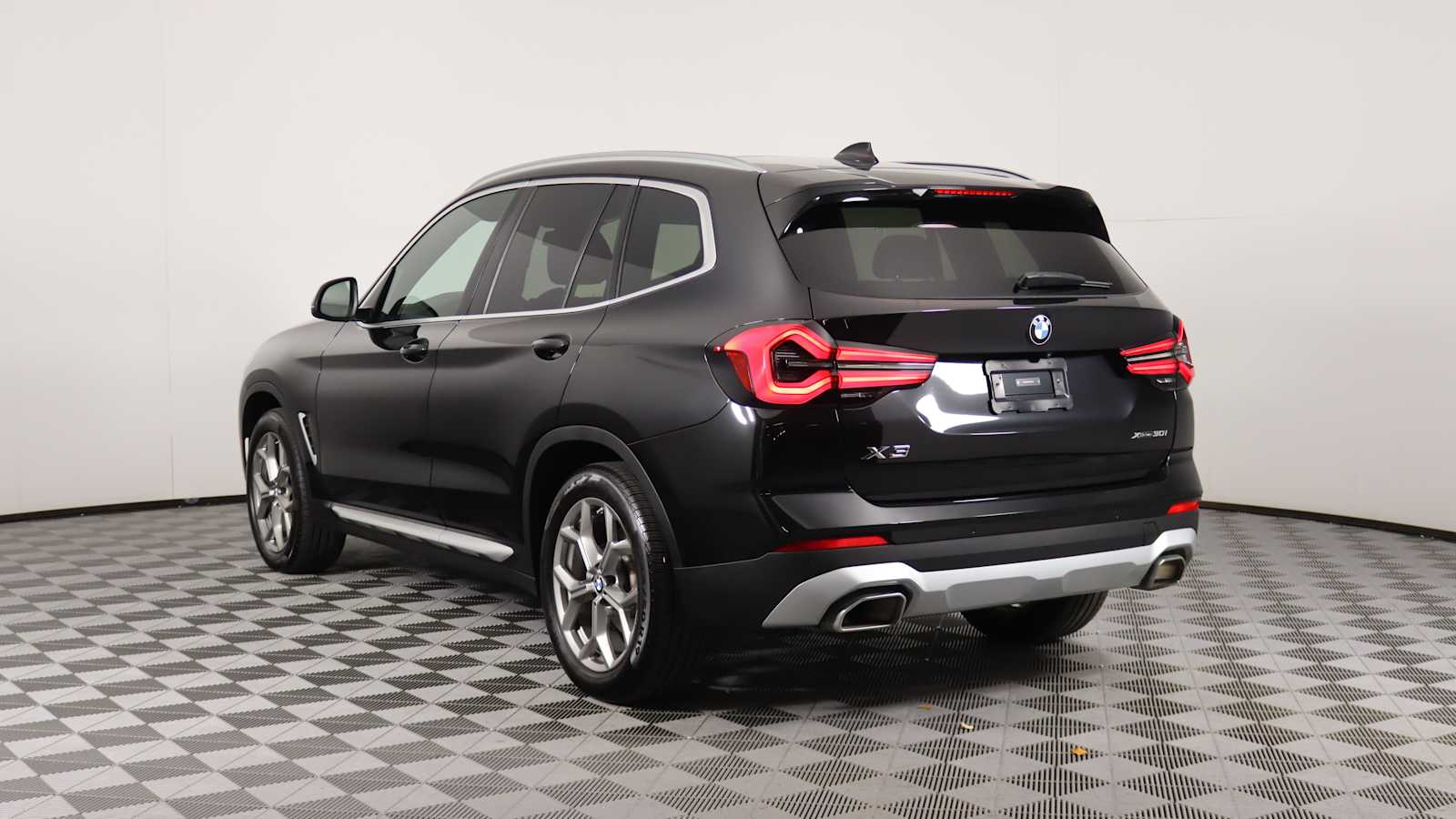 used 2024 BMW X3 car, priced at $45,698