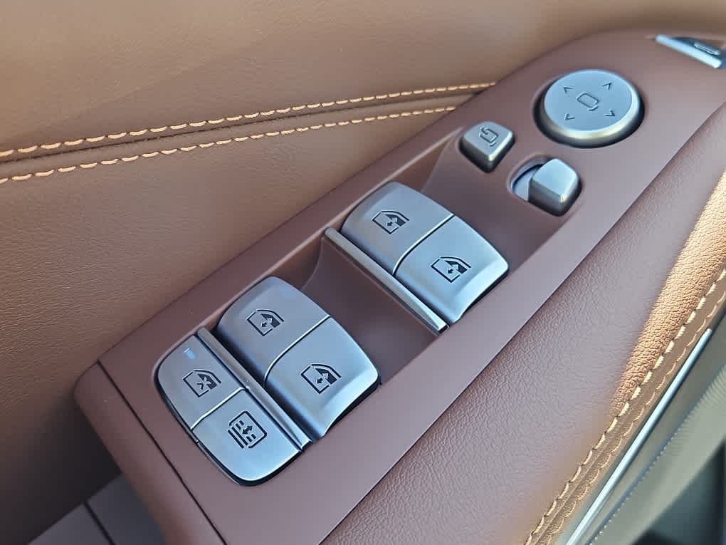 new 2026 BMW X7 car, priced at $92,525