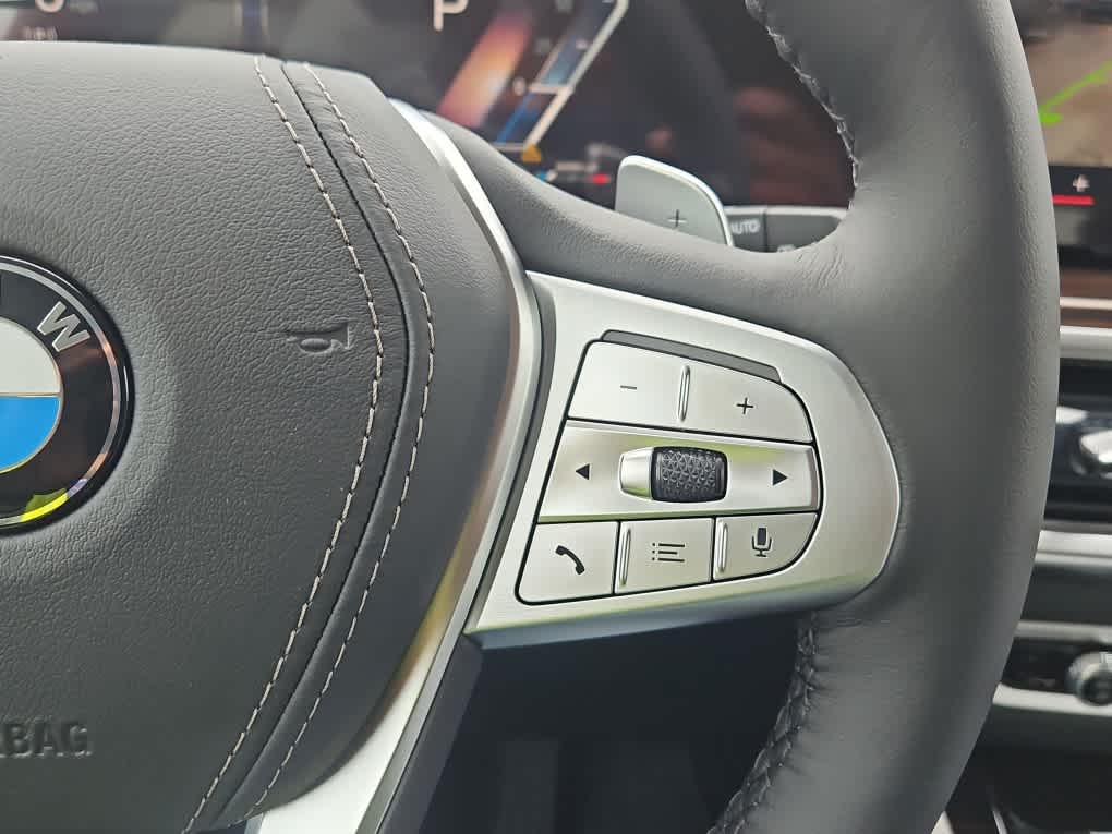 new 2026 BMW X7 car, priced at $92,575