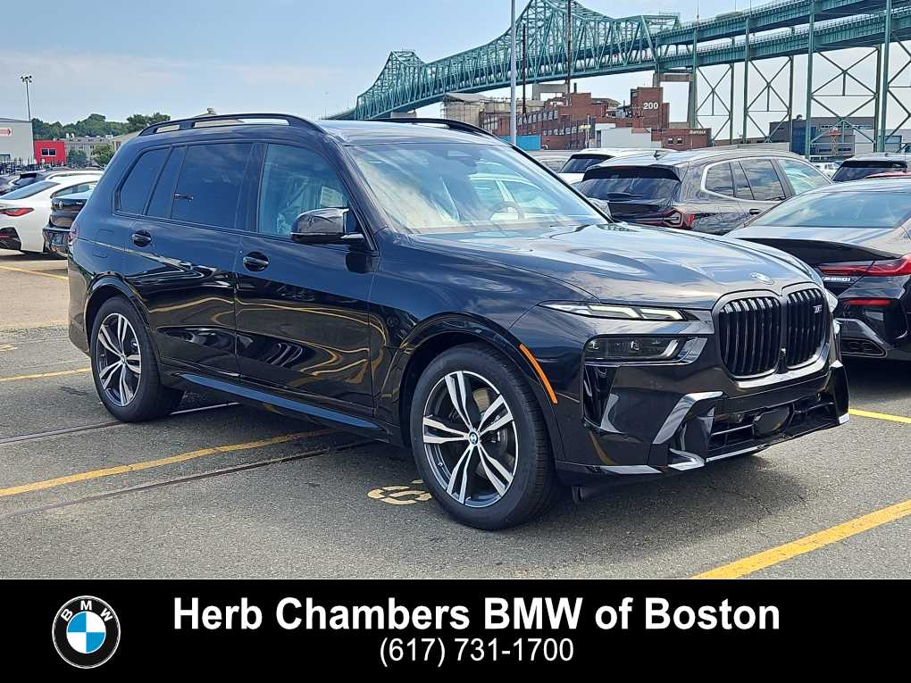 new 2025 BMW X7 car, priced at $115,255