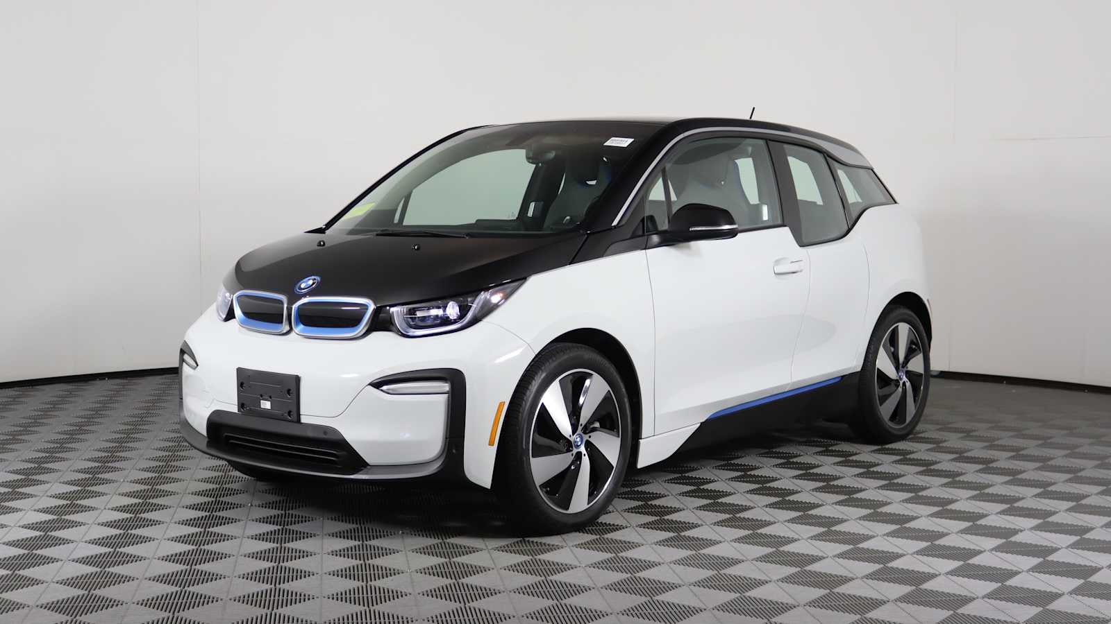 used 2021 BMW i3 car, priced at $23,898