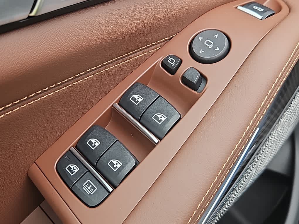 new 2026 BMW X7 car, priced at $125,295