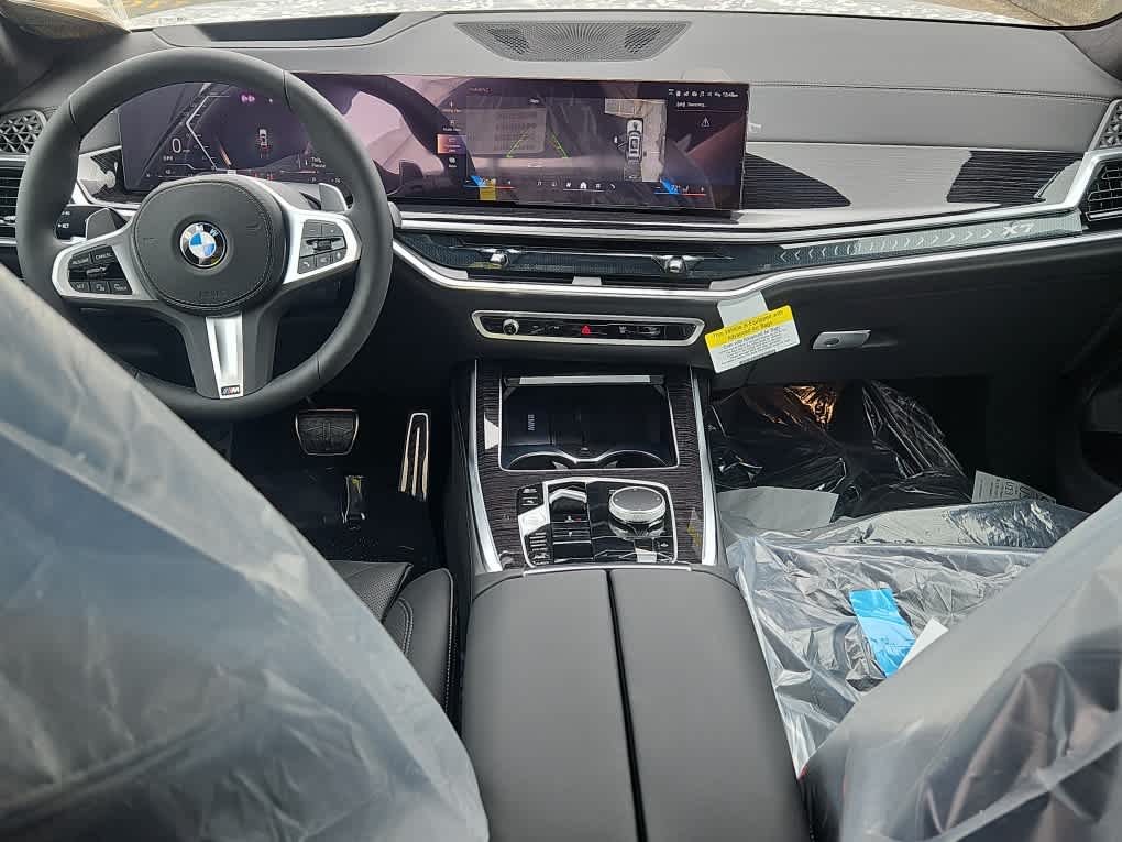 new 2026 BMW X7 car, priced at $97,115