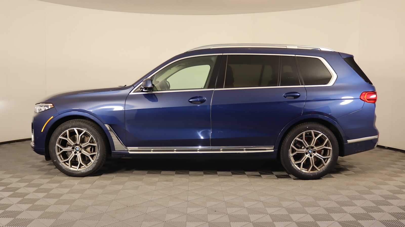 used 2021 BMW X7 car, priced at $51,798