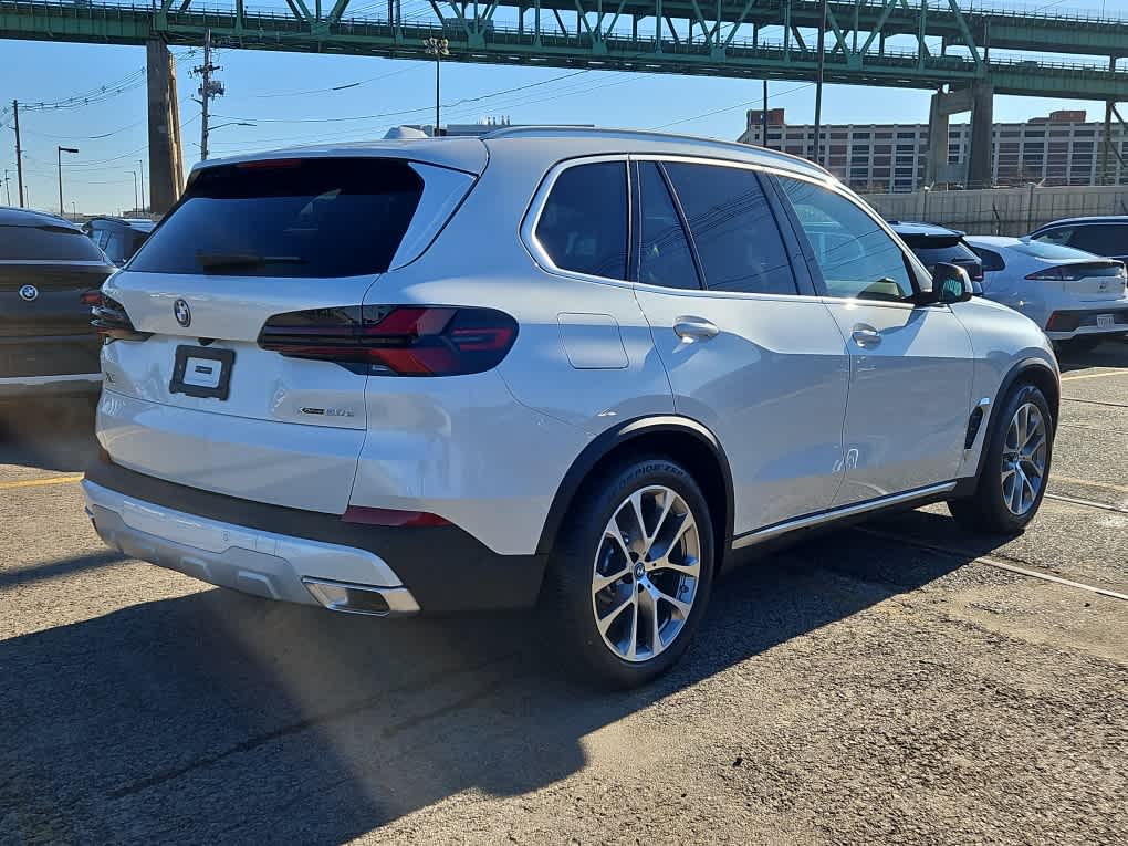 new 2025 BMW X5 PHEV car, priced at $76,875