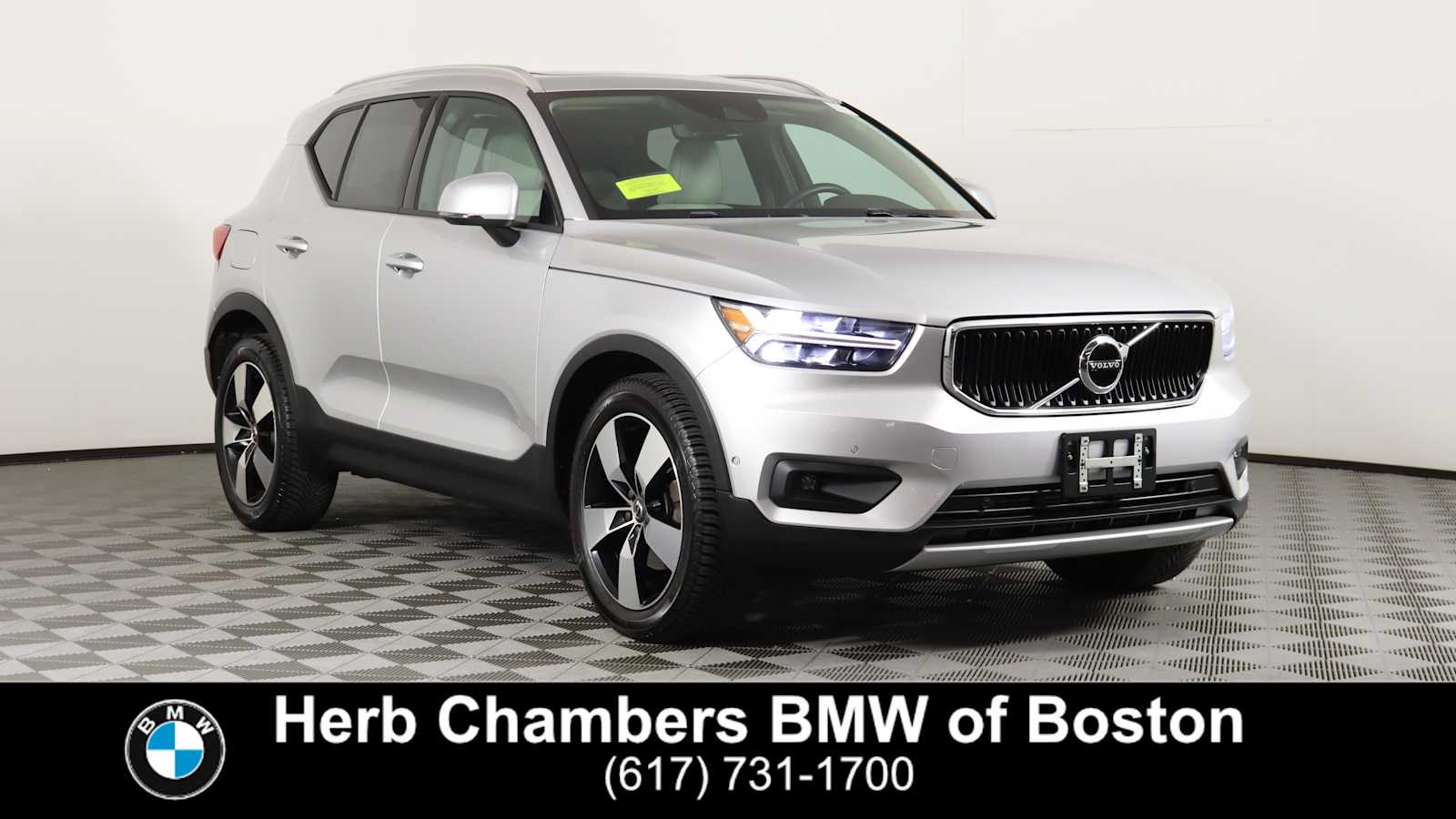 used 2019 Volvo XC40 car, priced at $23,698
