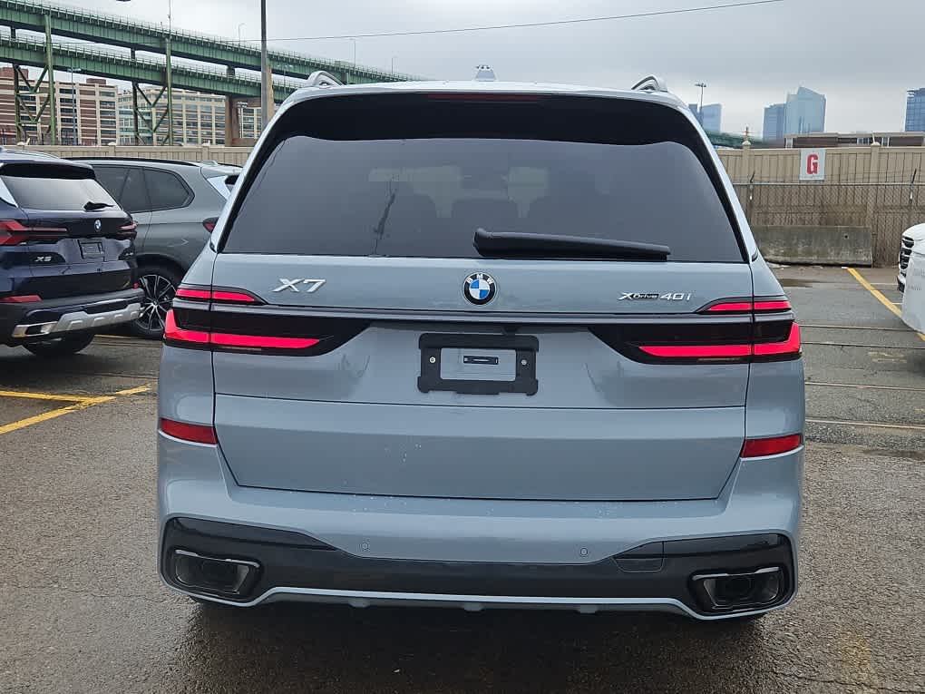 new 2025 BMW X7 car, priced at $96,625