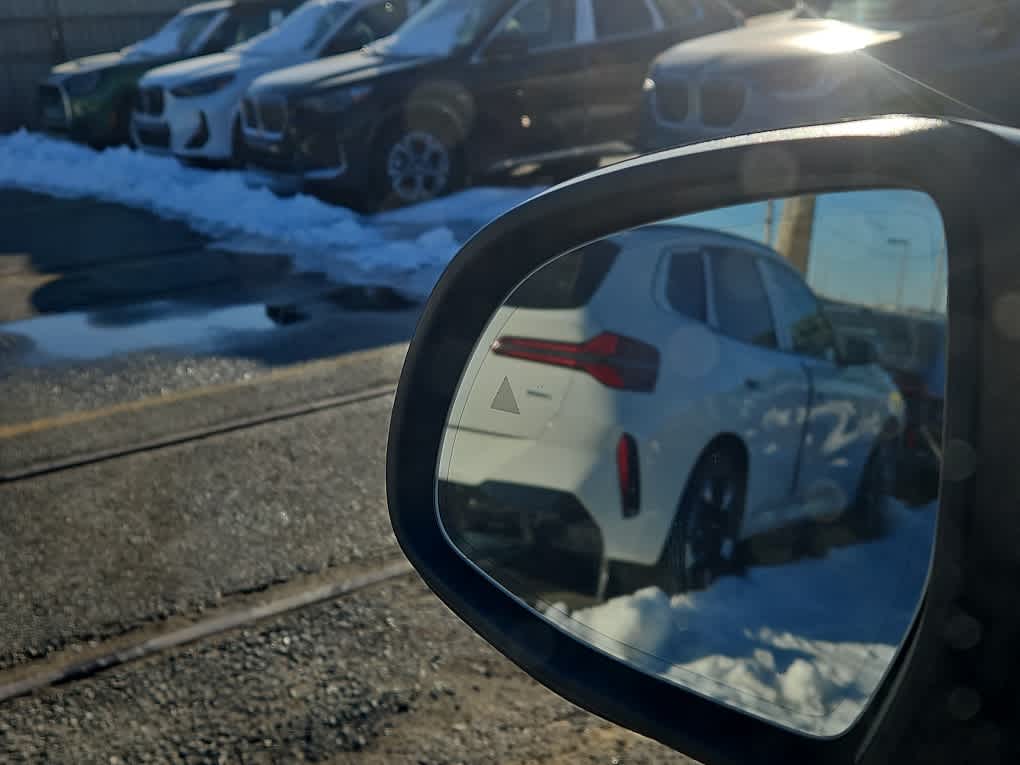 new 2025 BMW X7 car, priced at $94,600