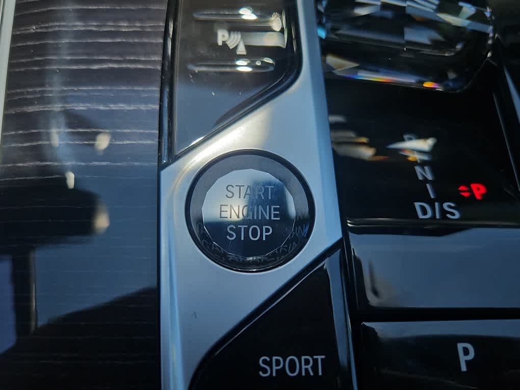 new 2026 BMW X7 car, priced at $119,805