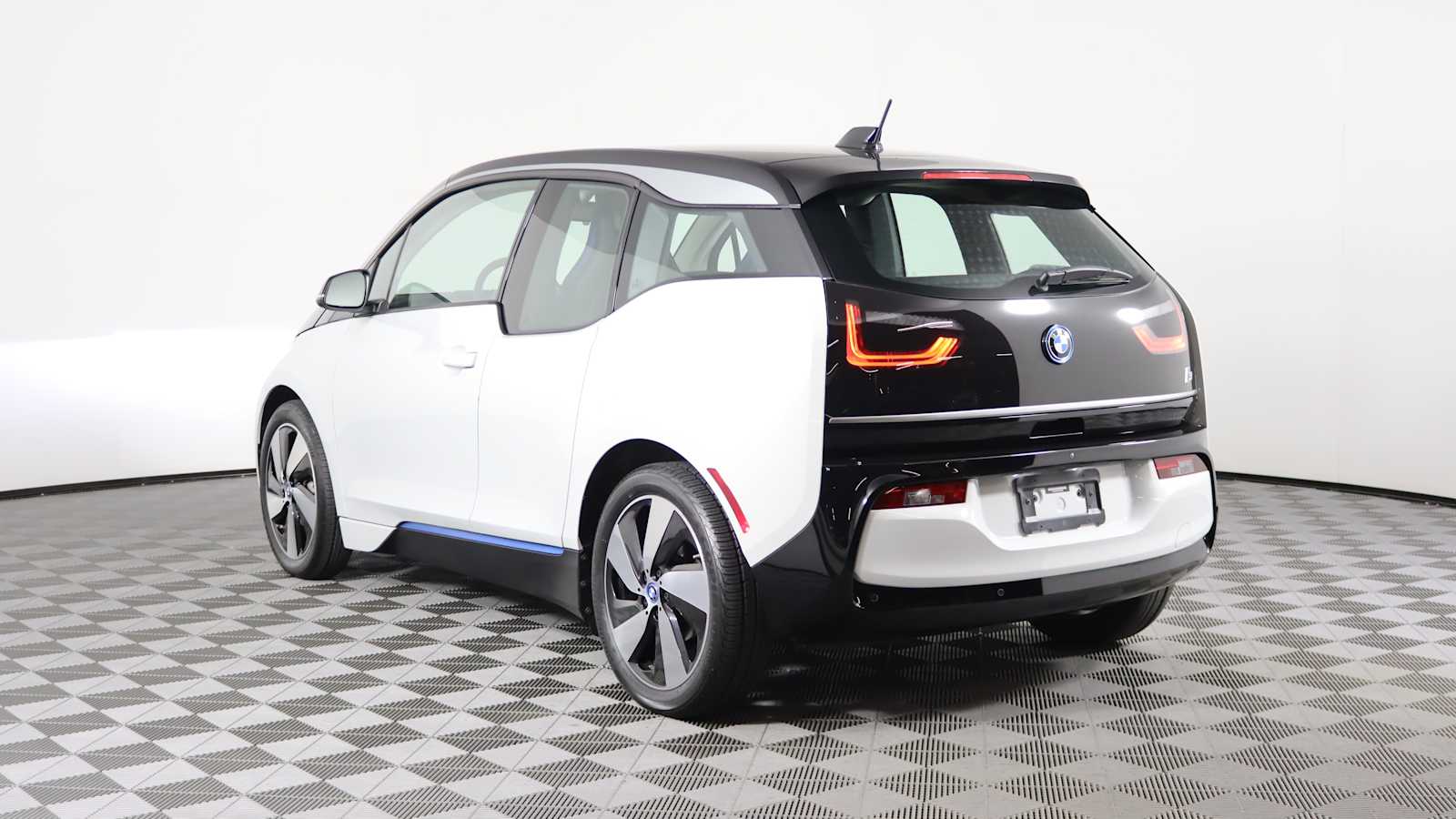 used 2021 BMW i3 car, priced at $23,898