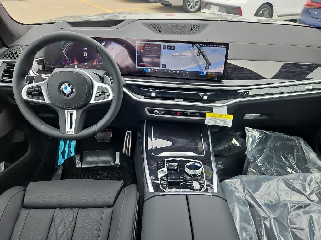 new 2026 BMW X7 car, priced at $121,525