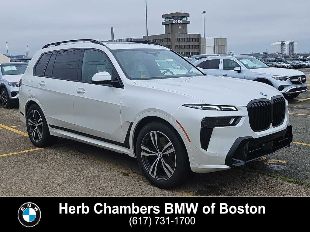 new 2026 BMW X7 car, priced at $97,115