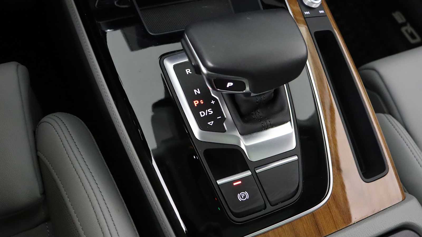 used 2022 Audi Q5 car, priced at $38,898