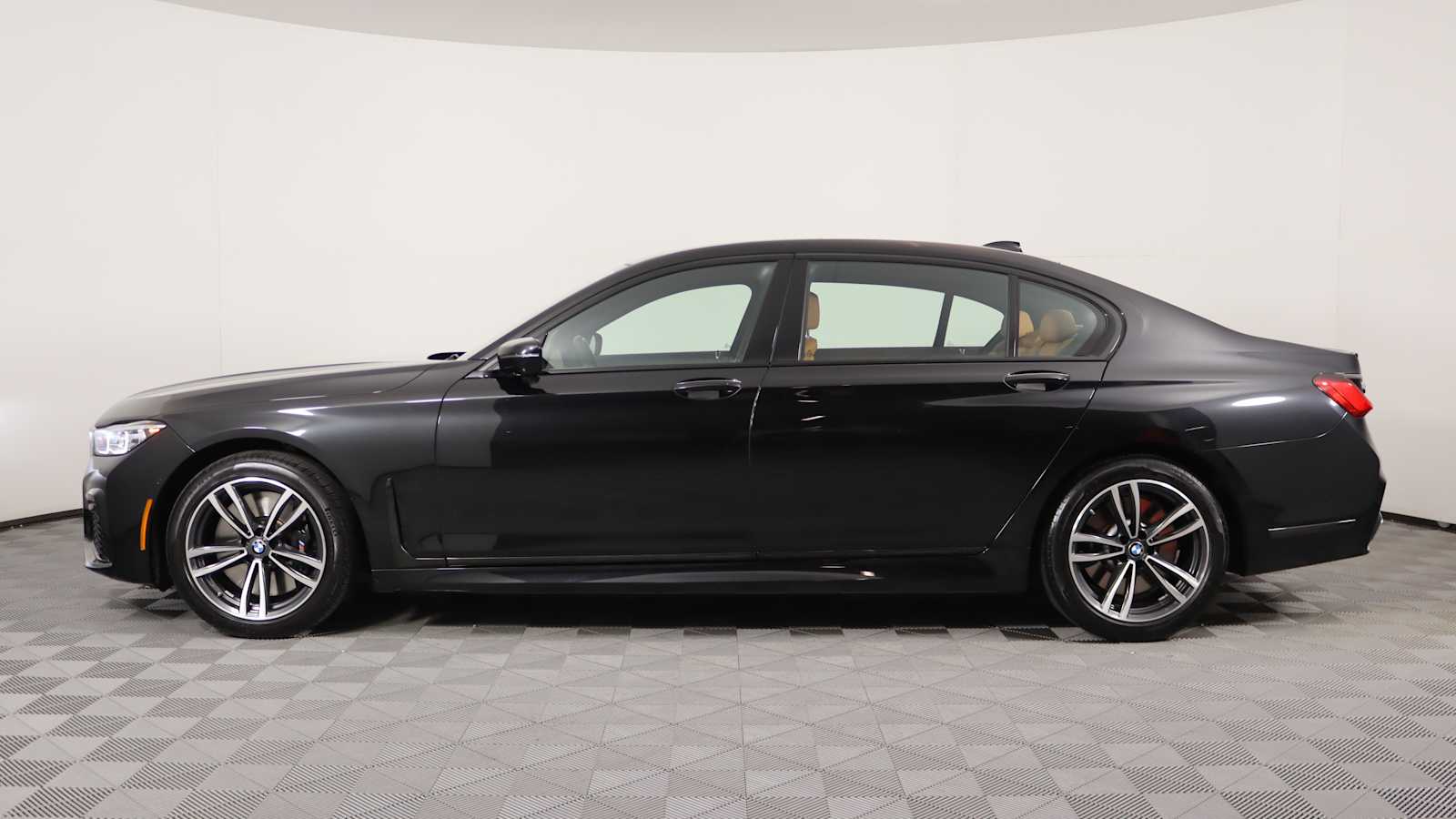 used 2022 BMW 750i car, priced at $59,798