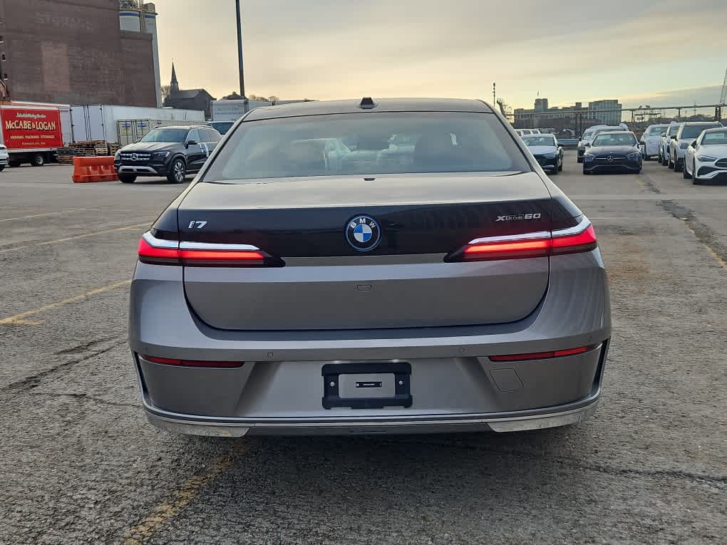 new 2025 BMW i7 car, priced at $153,075