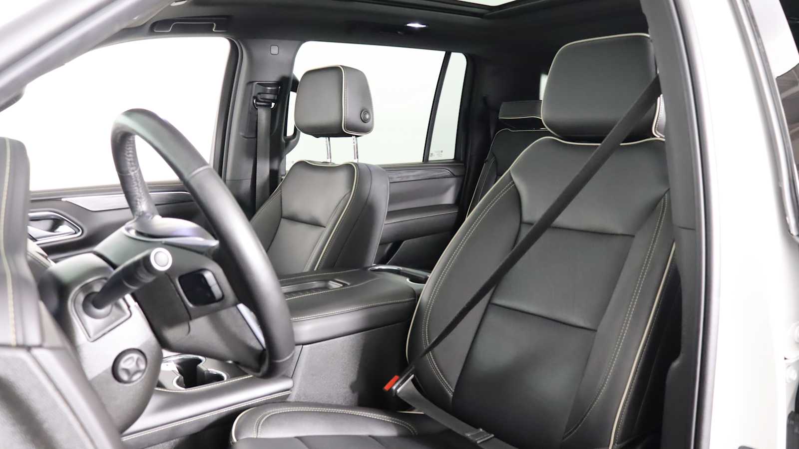 used 2022 GMC Yukon XL car, priced at $51,898