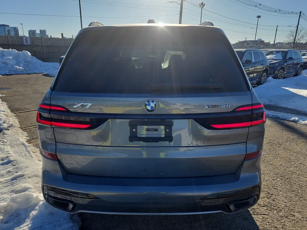 new 2025 BMW X7 car, priced at $97,525