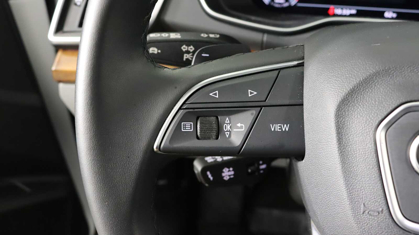 used 2022 Audi Q5 car, priced at $38,898