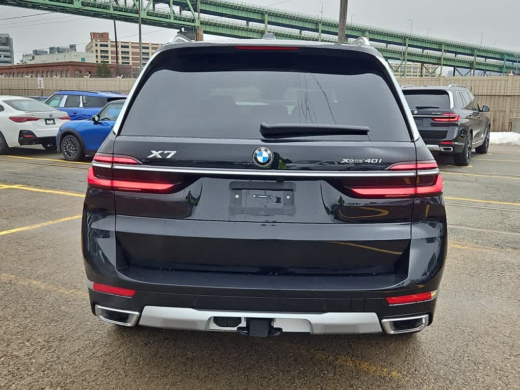 new 2025 BMW X7 car, priced at $92,975