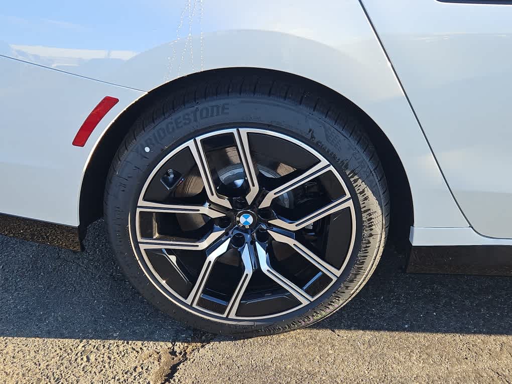 new 2025 BMW 760i car, priced at $126,870