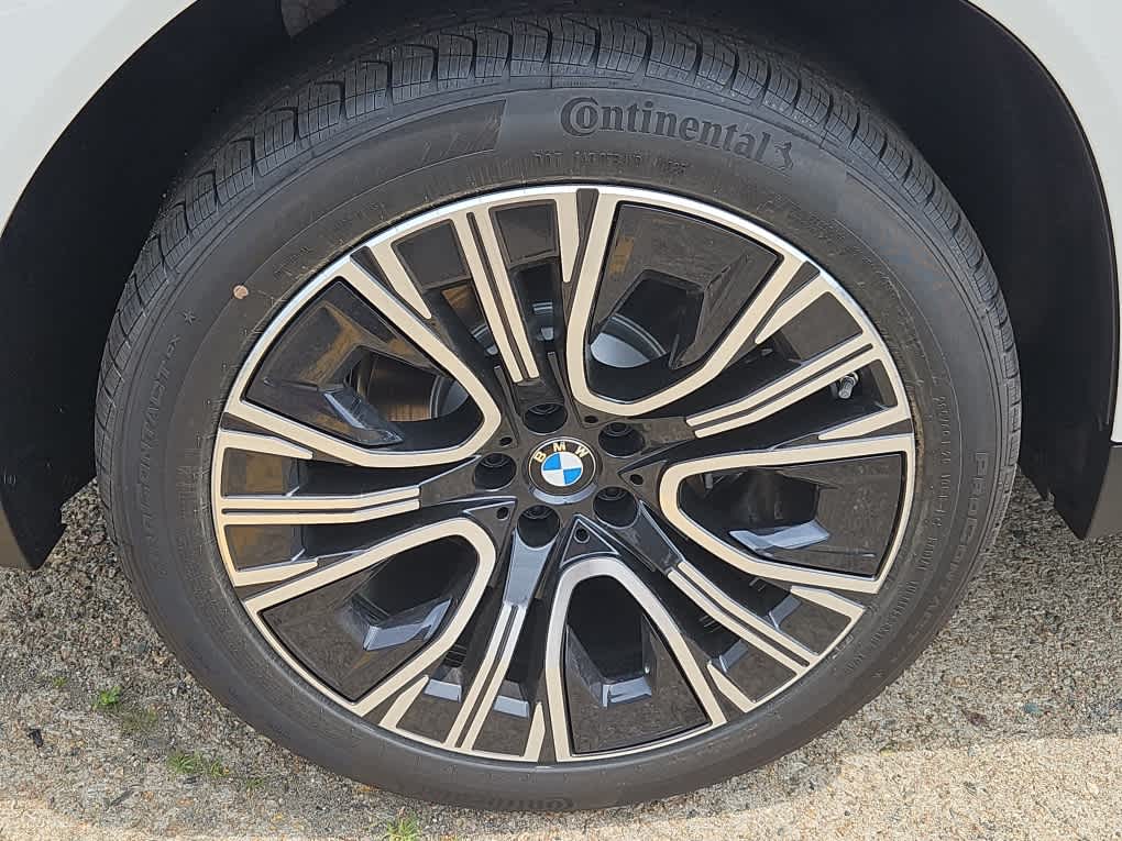 new 2025 BMW X3 car, priced at $55,360