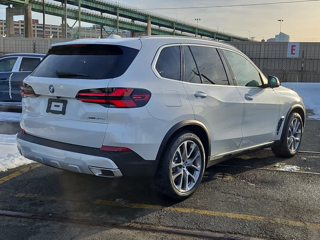 new 2025 BMW X5 PHEV car, priced at $80,575