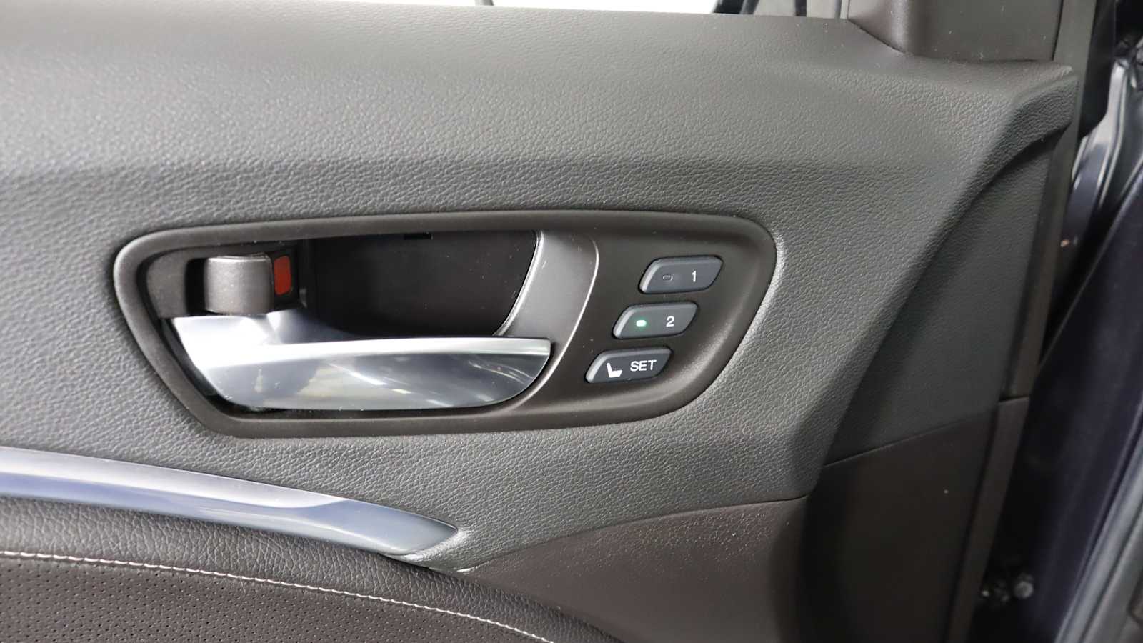 used 2020 Acura MDX car, priced at $24,798