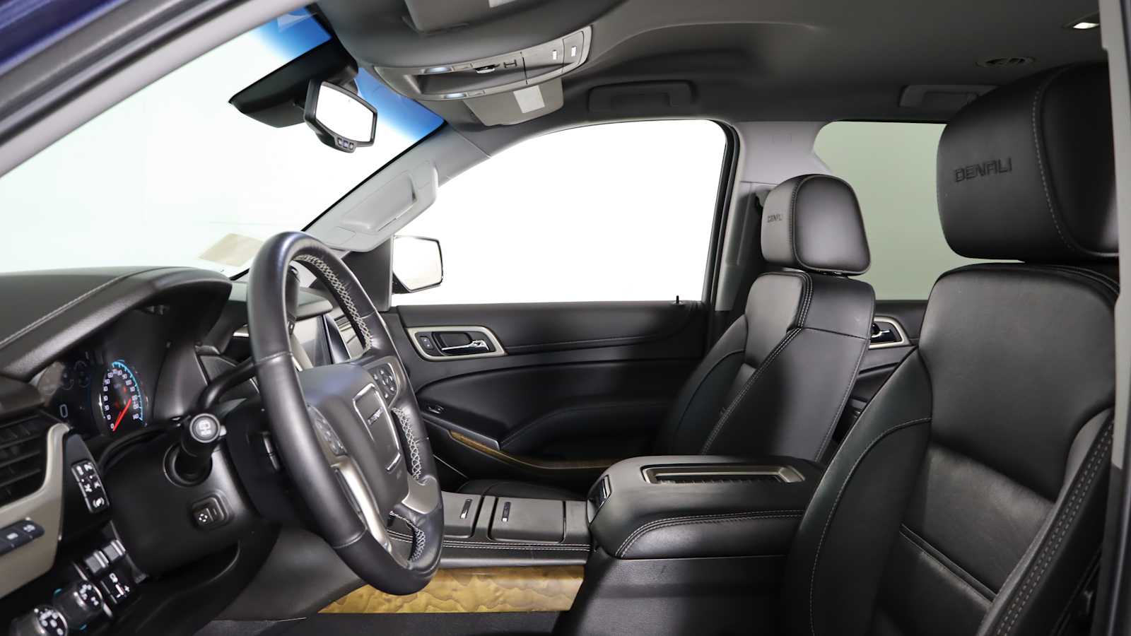 used 2020 GMC Yukon car, priced at $39,798