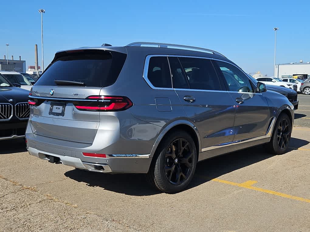 new 2025 BMW X7 car, priced at $92,175