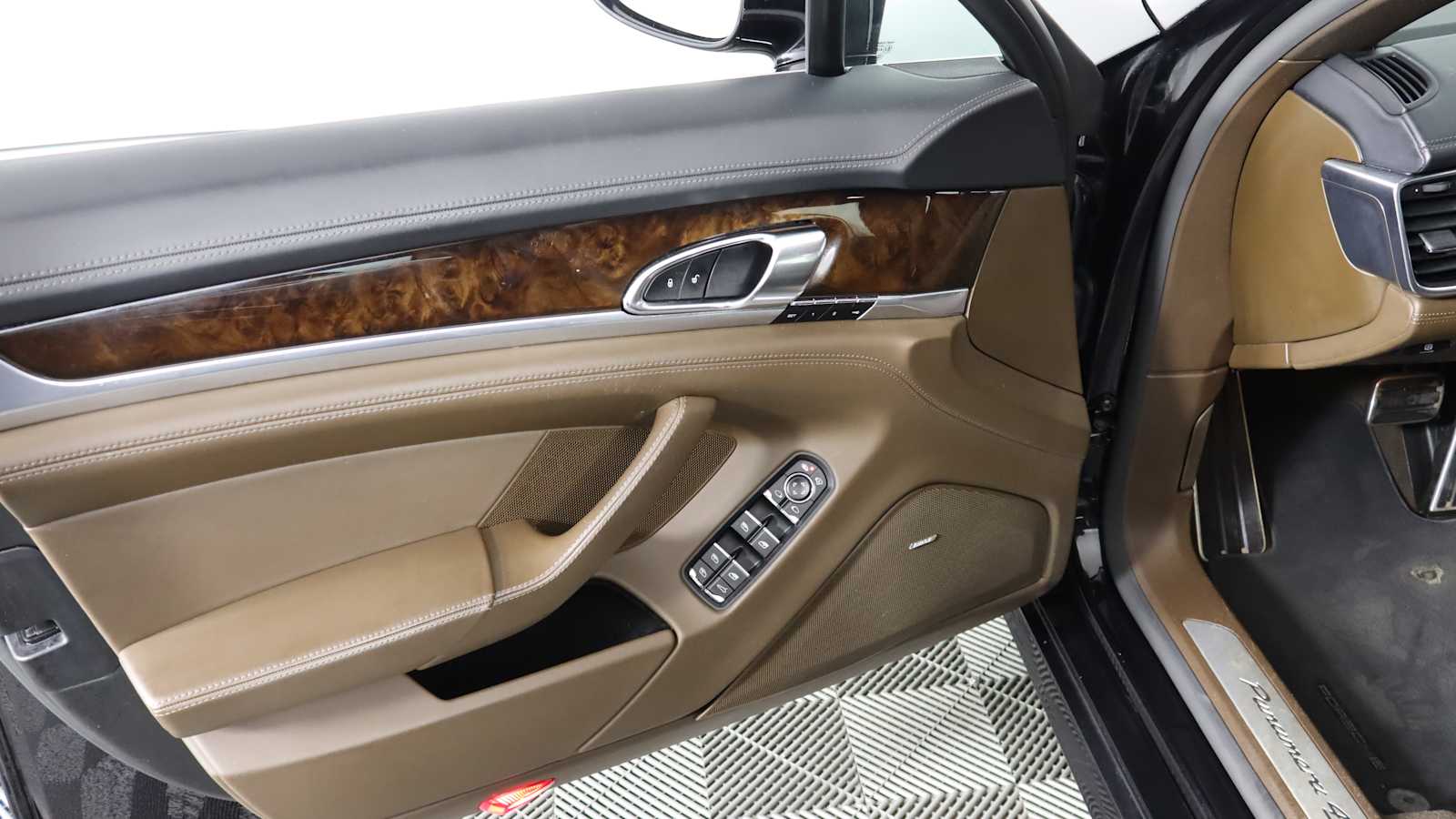 used 2015 Porsche Panamera car, priced at $37,798