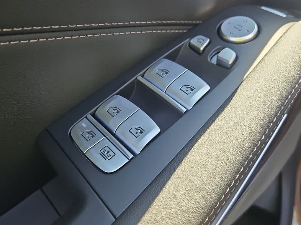 new 2026 BMW X7 car, priced at $92,525