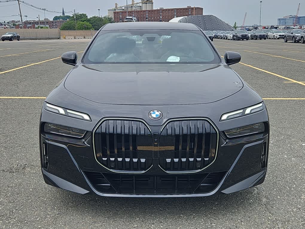 new 2025 BMW 7-Series car, priced at $131,330