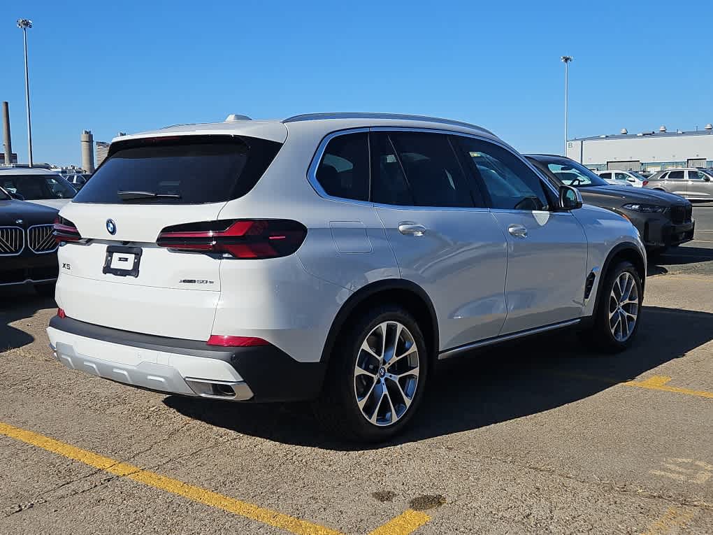 new 2025 BMW X5 PHEV car, priced at $79,175