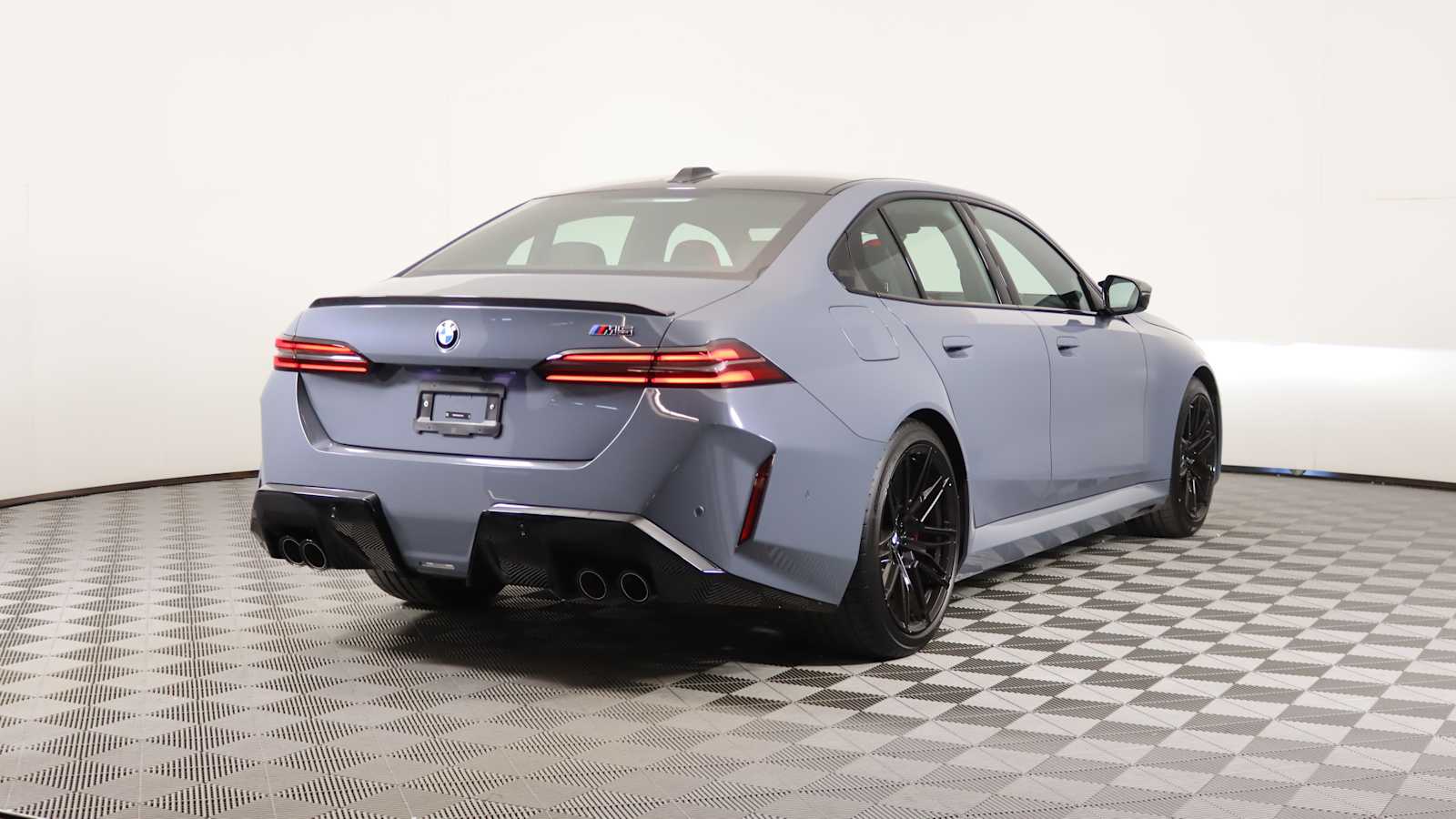 new 2025 BMW M5 car, priced at $131,125